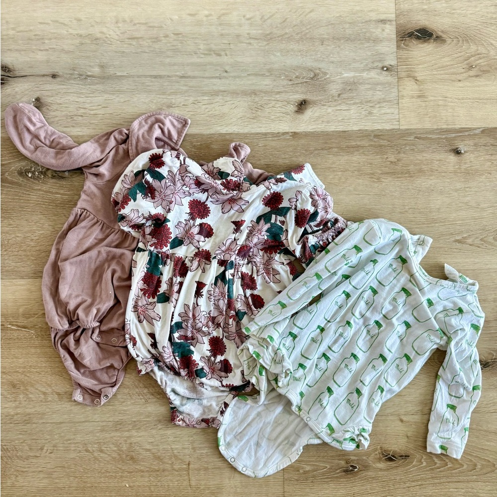 Kate Quinn Bodysuit Onesie 18-24mo Bundle of 3